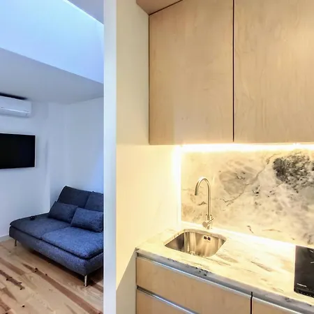 Apartment Bombarda Cinema *
