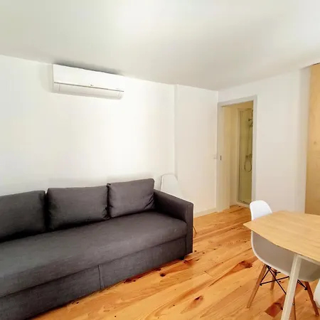 Апартаменты Bombarda Cinema Порту