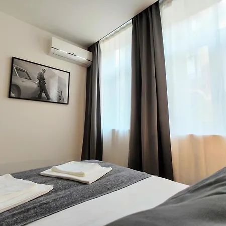 Bombarda Cinema Порту