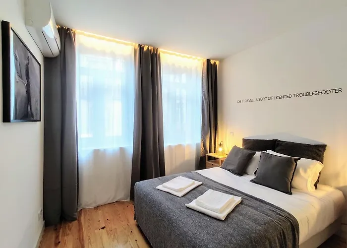 Bombarda Cinema Apartman *